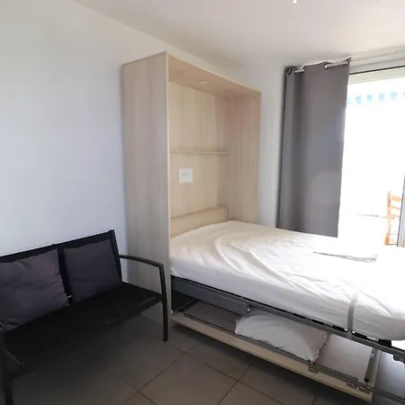 Apartment Refait A Neuf Avec Terrasse, Piscine, Parking Et Lave-linge - - Fr-1-307-249