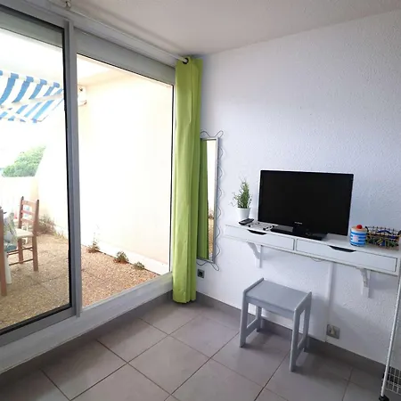 Refait A Neuf Avec Terrasse, Piscine, Parking Et Lave-linge - - Fr-1-307-249 Le Grau-du-Roi